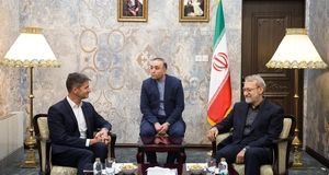 آقای سفیر به لاریجانی چه گفت؟ | پیام جدید آمریکا برای مذاکره بدون جنگ به ایران + جزئیات