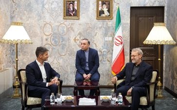 آقای سفیر به لاریجانی چه گفت؟ | پیام جدید آمریکا برای مذاکره بدون جنگ به ایران + جزئیات