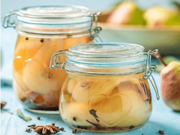ترکیب جادویی شیرین و ترش؛ آموزش درست کردن ترشی گلابی مجلسی