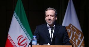 عراقچی: هرگز در موضع ضعف پای میز مذاکره نمی‌رویم