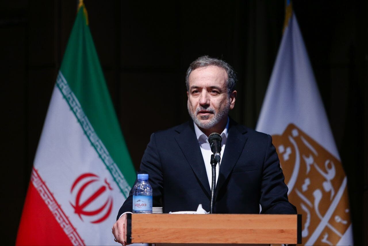 عراقچی: هرگز در موضع ضعف پای میز مذاکره نمی‌رویم