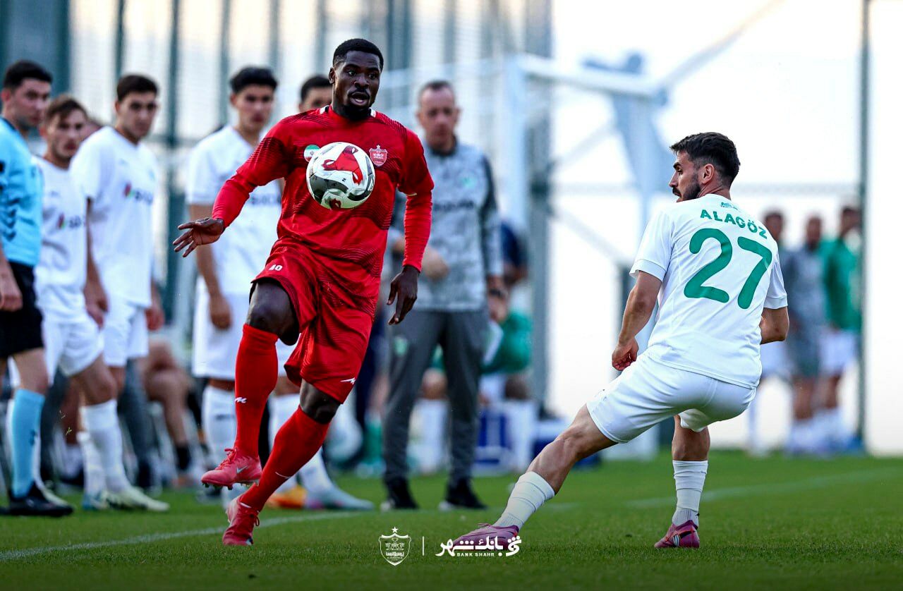  همه چشم‌ها به ستاره جدید پرسپولیس + عکس