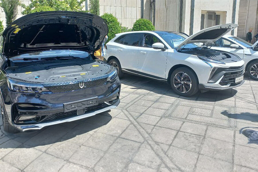 ثبت‌نام‌کنندگان خودروهای برقی بخوانند
