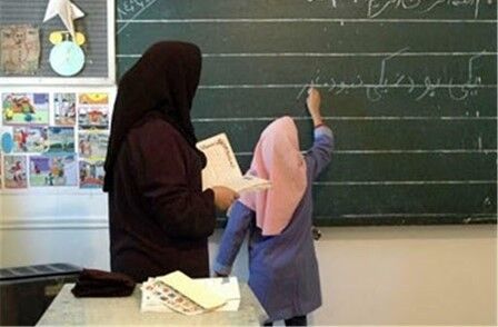 خبر خوش از افزایش واریزی جدید برای معلمان و فرهنگیان بازنشسته / رقم پاداش پایان خدمت معلمان بازنشسته افزایش یافت