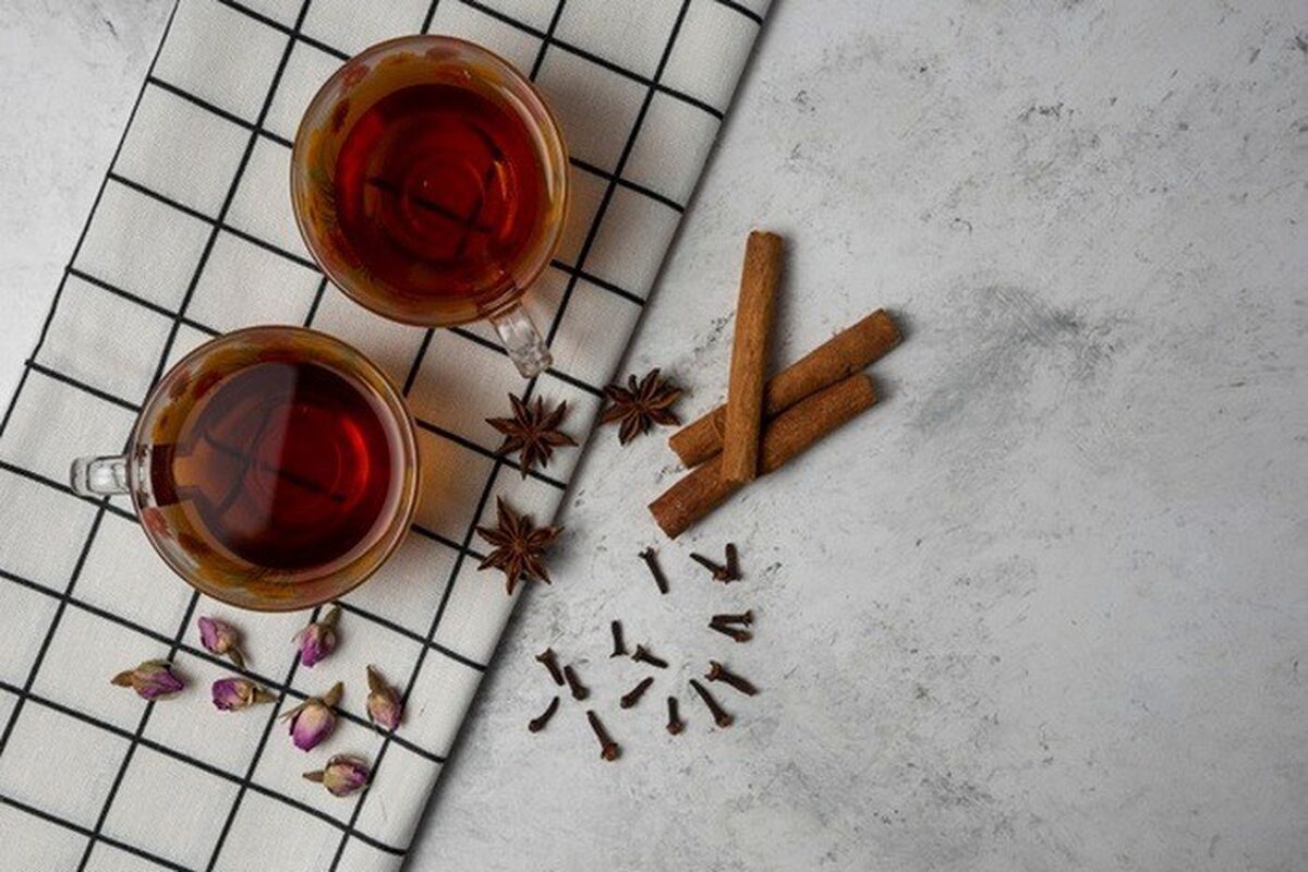 با این چای یک رنگ موی حرفه ای دربیار | رنگ کردن مو در خانه با نوعی چای