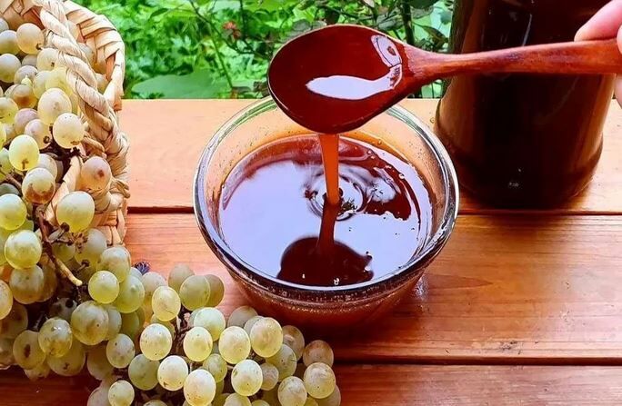 کنترل قند خون و دیابت با خوردن ناشتا شیره انگور