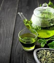 ۷ دمنوش جادویی برای کنترل قند خون؛ راهکاری طبیعی در کنار درمان دارویی