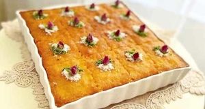 طرز تهیه کیک باقلوایی زعفرانی | راز خوشمزه شدن کیک باقلوایی