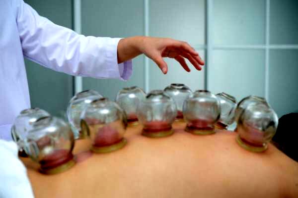 این افراد در فصل بهار نباید حجامت کنند