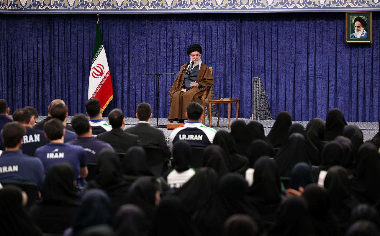 اصلاً شما چه کاره هستی؟!