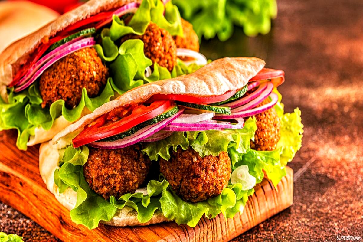 طرز تهیه فلافل خانگی به روش ساندویچی ها | این فلافل خوشمزه و ترد رو حتما درست کن!