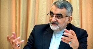 بروجردی: آقای ترامپ تهدید نکنید چون هیچ غلطی نمی‌توانید بکنید!