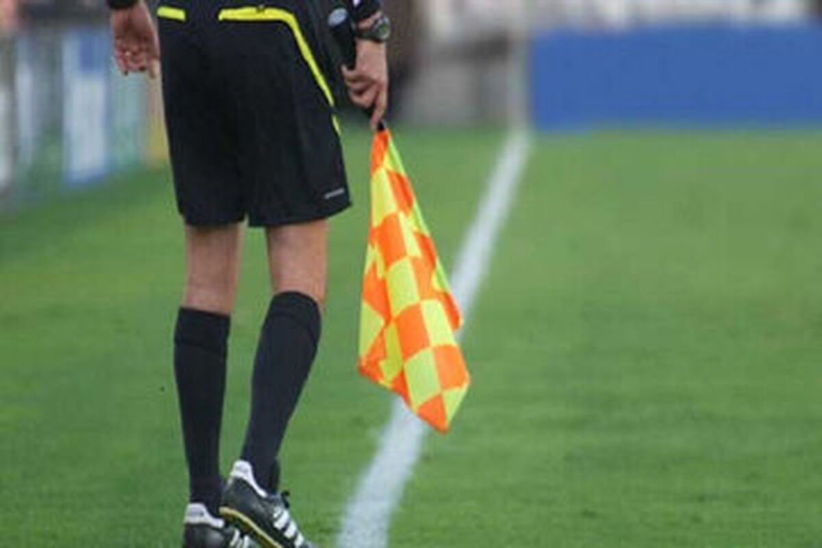 عکس ‌| داور فوتبال را کشتند!