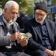 پرداخت کمک هزینه با حقوق مرداد ماه بازنشستگان تایید شد / خبر خوش مقام مسئول از واریزی اضافه برای بازنشستگان