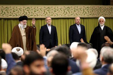 بیانات مهم رهبر انقلاب در دیدار مسئولان و کارگزاران نظام