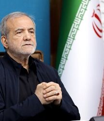 پزشکیان برای مدیریت مصرف انرژی، کت را درآورد + عکس