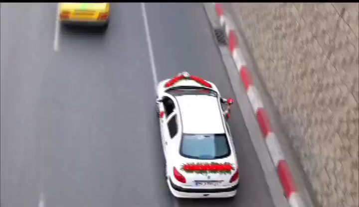 تصادف وحشتناک عروس و داماد با پراید / فیلم