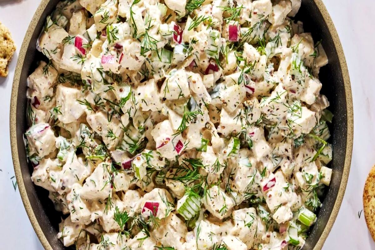 طرز تهیه سالاد مرغ | این شام رژیمی خوشمزه را ازدست ندهید
