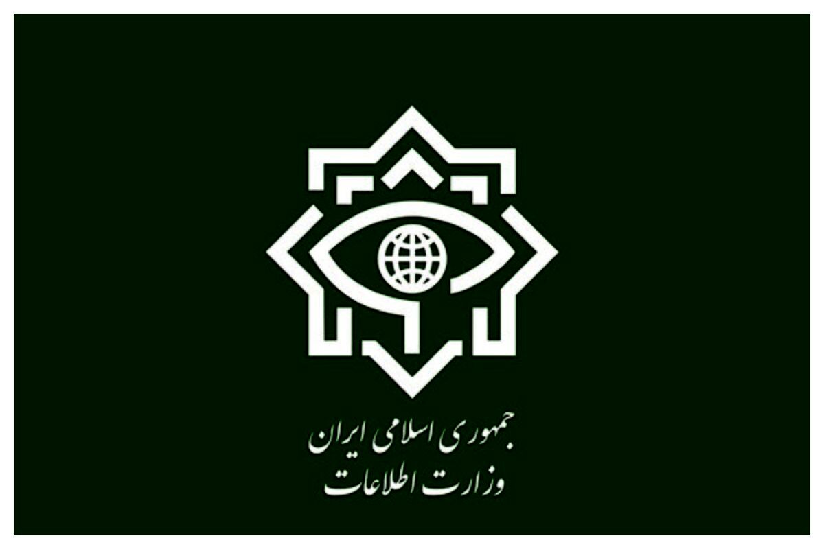 تقدیر ۱۰۰۰ نفری نمایندگان ادوار مجلس از سربازان گمنام امام زمان (عج)