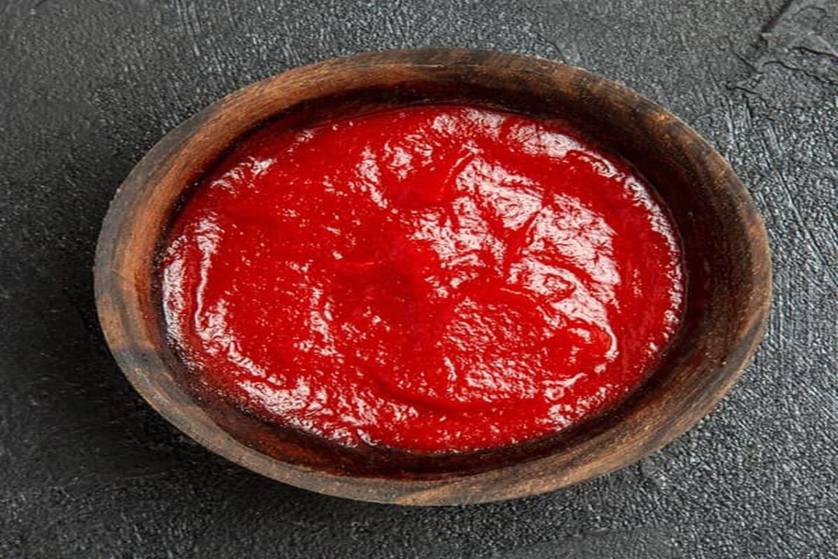 خواص رب گوجه فرنگی خانگی برای مردان و زنان + عوارض و طبع رب گوجه
