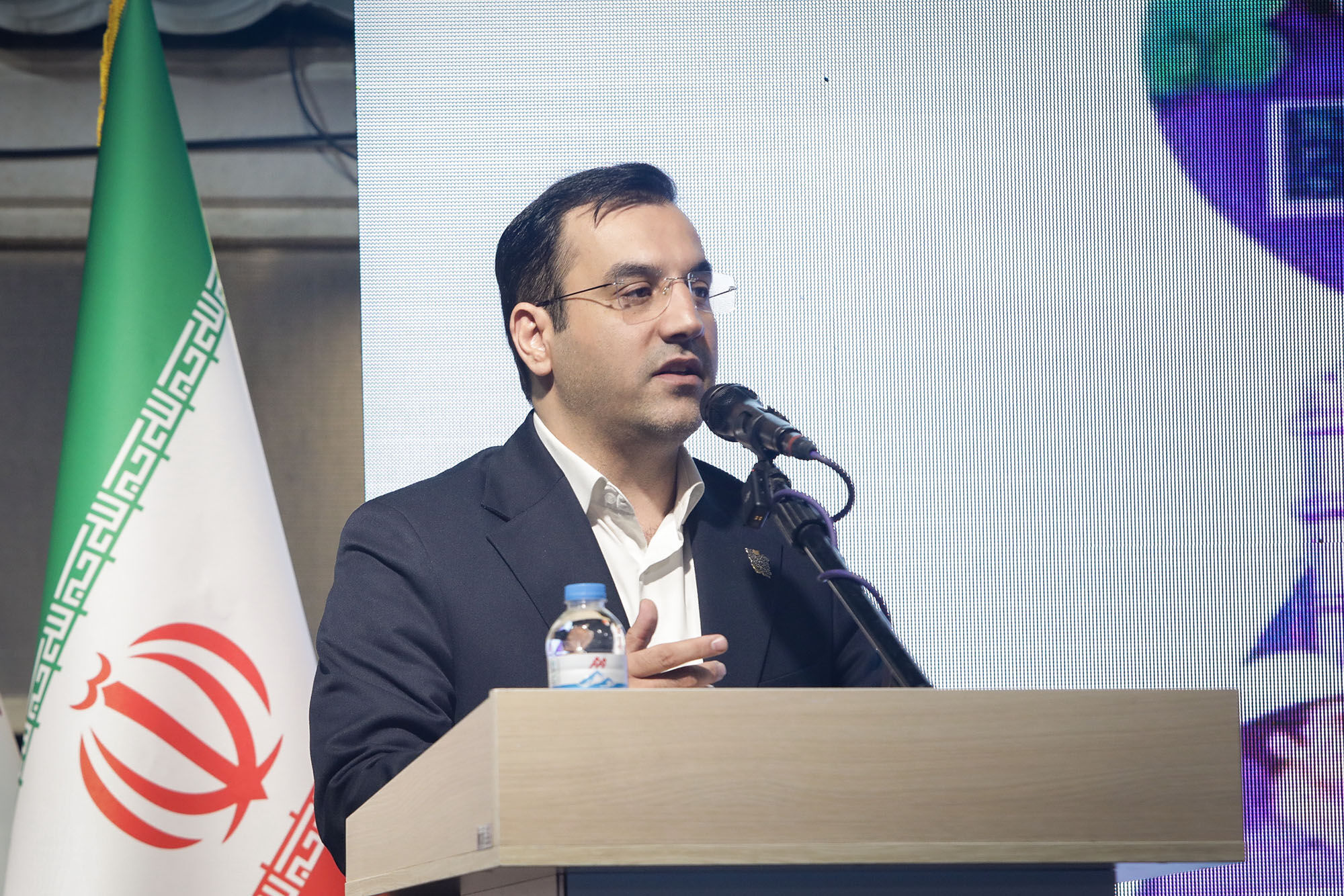 خبر خوش شبانه سرپرست تامین اجتماعی برای بازنشستگان | افزایش مزایا و پرداخت کامل مطالبات بازنشستگان