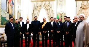 اعطای نشان درجه اول ونزوئلا به سفیر ایران