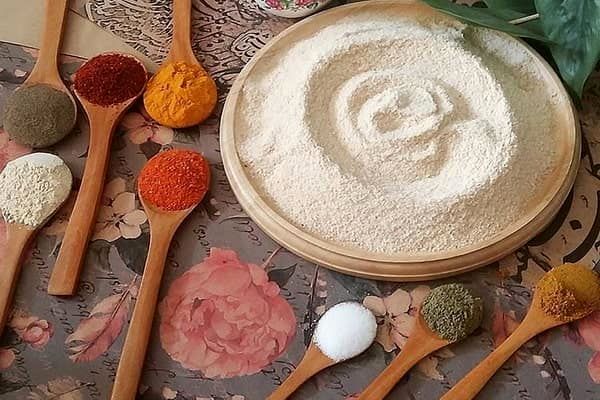 طرز تهیه  آرد سوخاری خانگی | این ادویه‌ها را فراموش نکنید