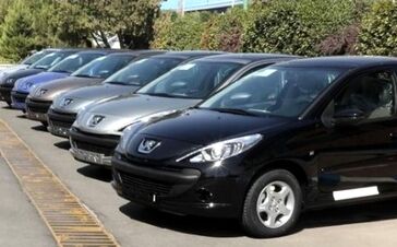 رویای خرید خودرو؛ وقتی قیمت‌ها از توان خرید مردم فراتر می‌روند
