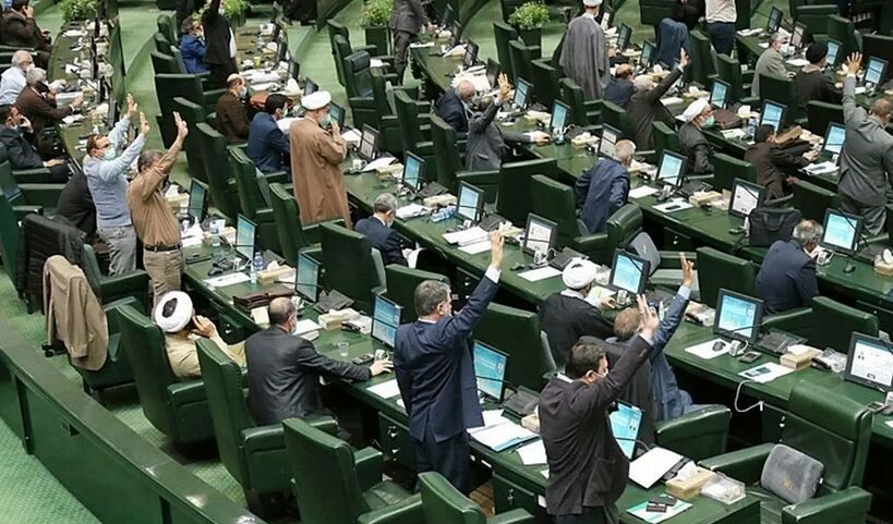 دستور قاطع مجلس به وزیر / افزایش حقوق بازنشستگان متناسب با نرخ تورم از این ماه