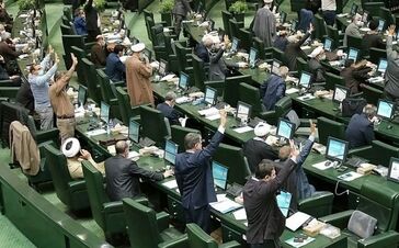 دستور قاطع مجلس به وزیر / افزایش حقوق بازنشستگان متناسب با نرخ تورم از این ماه