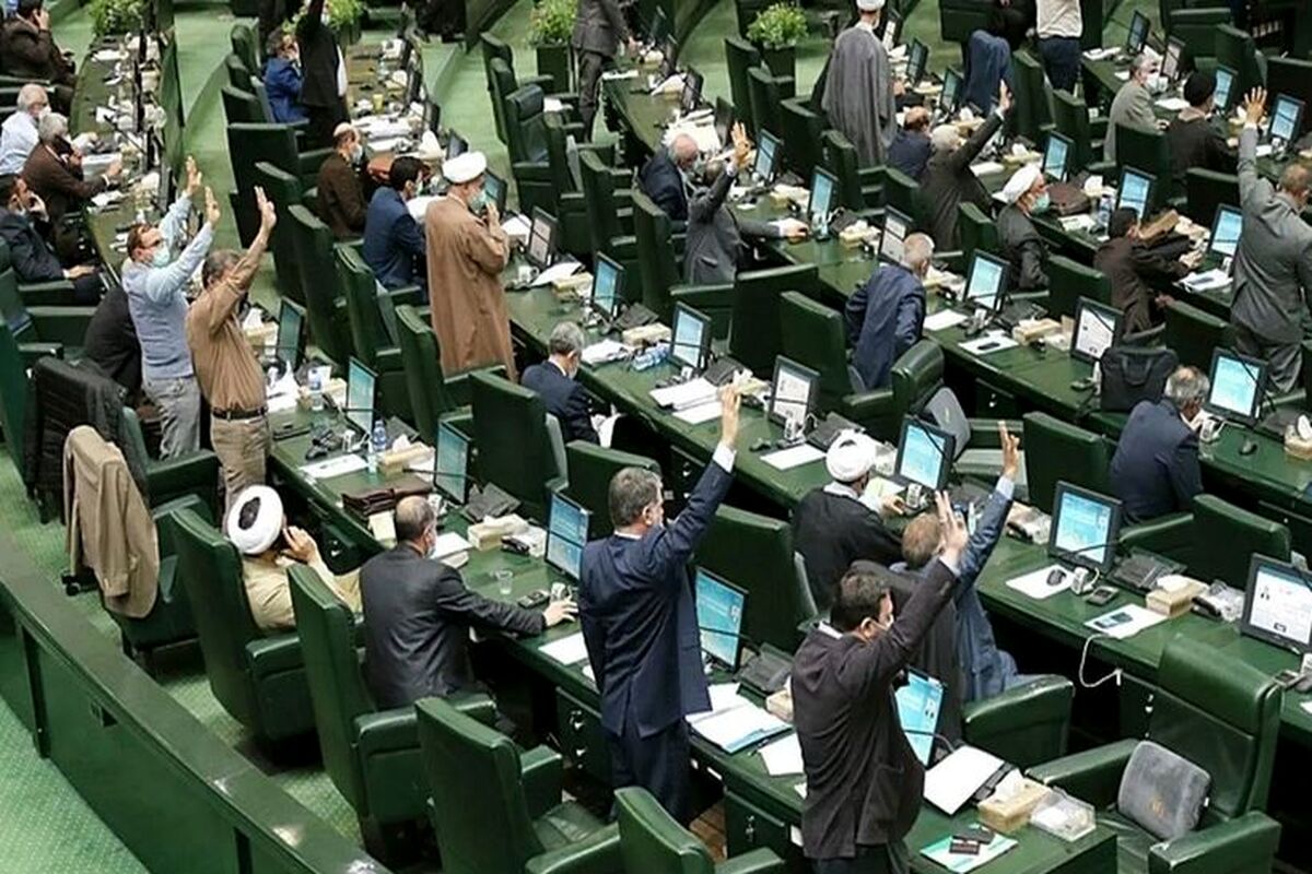 فوری/ ضرب‌الاجل مجلس به وزیر کار برای حل مشکل احکام بازنشستگان / افزایش 5 میلیون تومانی حقوق بازنشستگان از این ماه؟