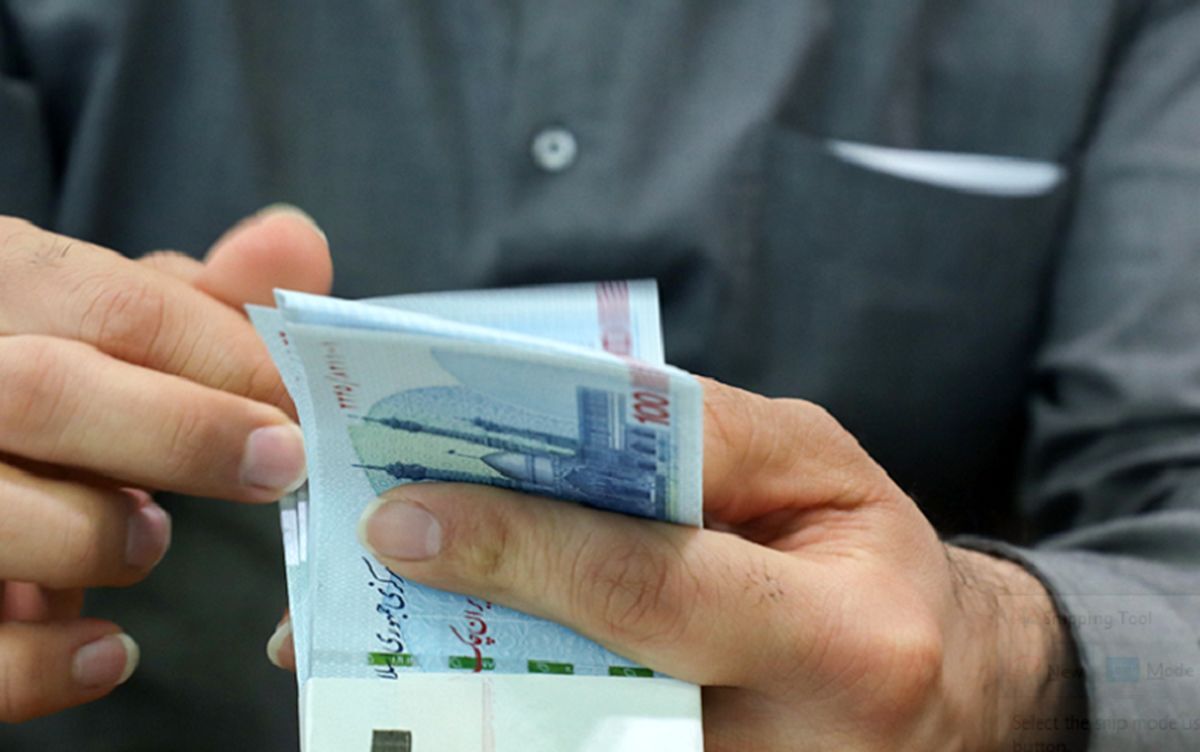 همه چیز درباره عیدی کارمندان و بازنشستگان در سال ۱۴۰۳ | زمان واریز مشخص شد؟