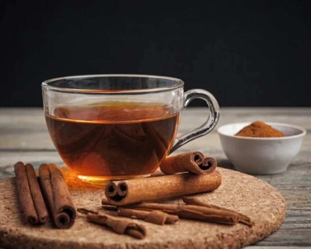 چای دارچین سرشار از آنتی‌اکسیدان‌ برای کاهش التهاب و کمک به سلامت قلب و کنترل قند خون