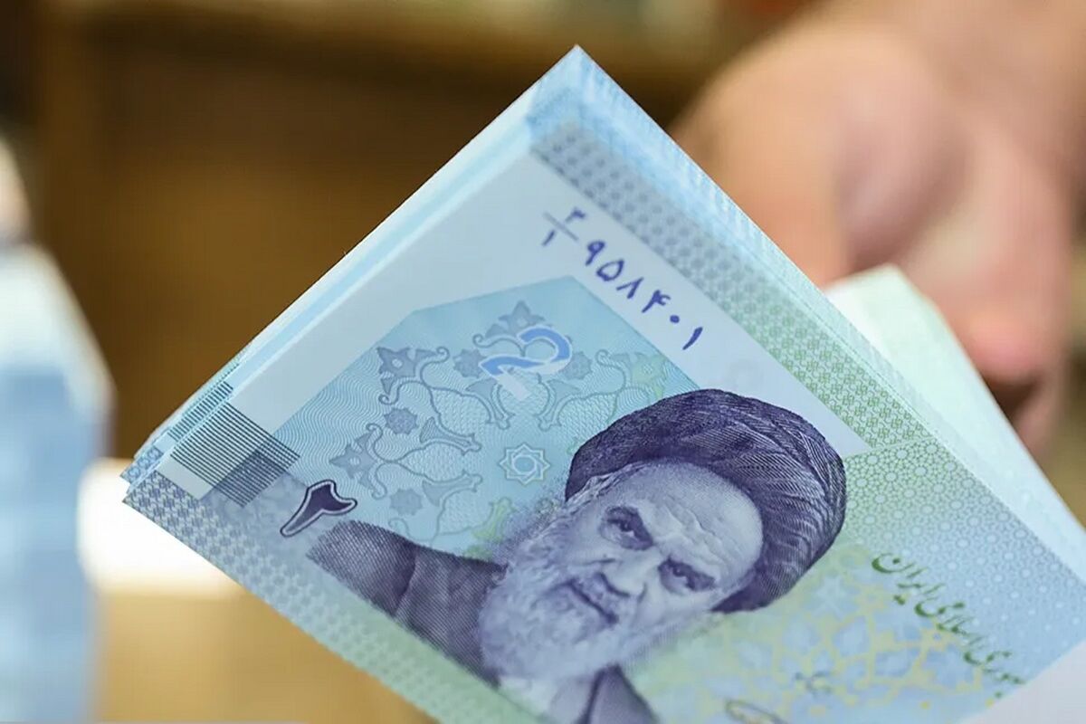 دستمزد کارگران و حداقل بگیران در شهریورماه دوباره ترمیم می‌شود/ نحوه دقیق محاسبه سبد معیشت اعلام شد