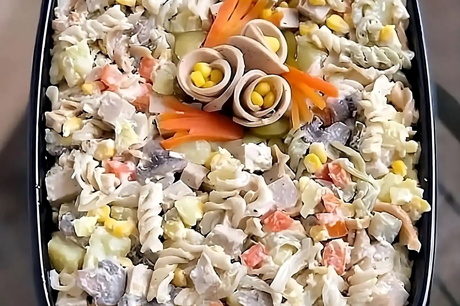طرز تهیه سالاد ماکارونی خوشمزه به روش رستورانی