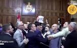 ببینید | زد و خورد در پارلمان صربستان