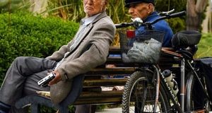 برنامه افزایش ۷۰ درصدی حقوق بازنشستگان | اجرای دوباره همسان‌ سازی از آذر؟