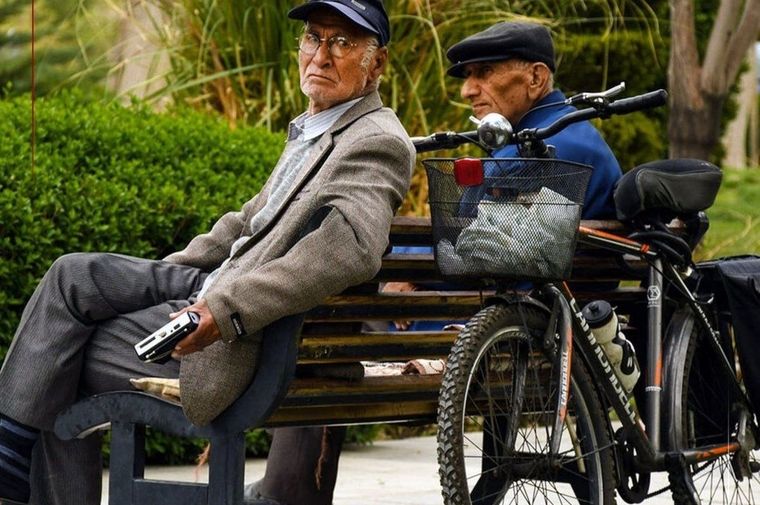 برنامه افزایش ۷۰ درصدی حقوق بازنشستگان | اجرای دوباره همسان‌ سازی از آذر؟