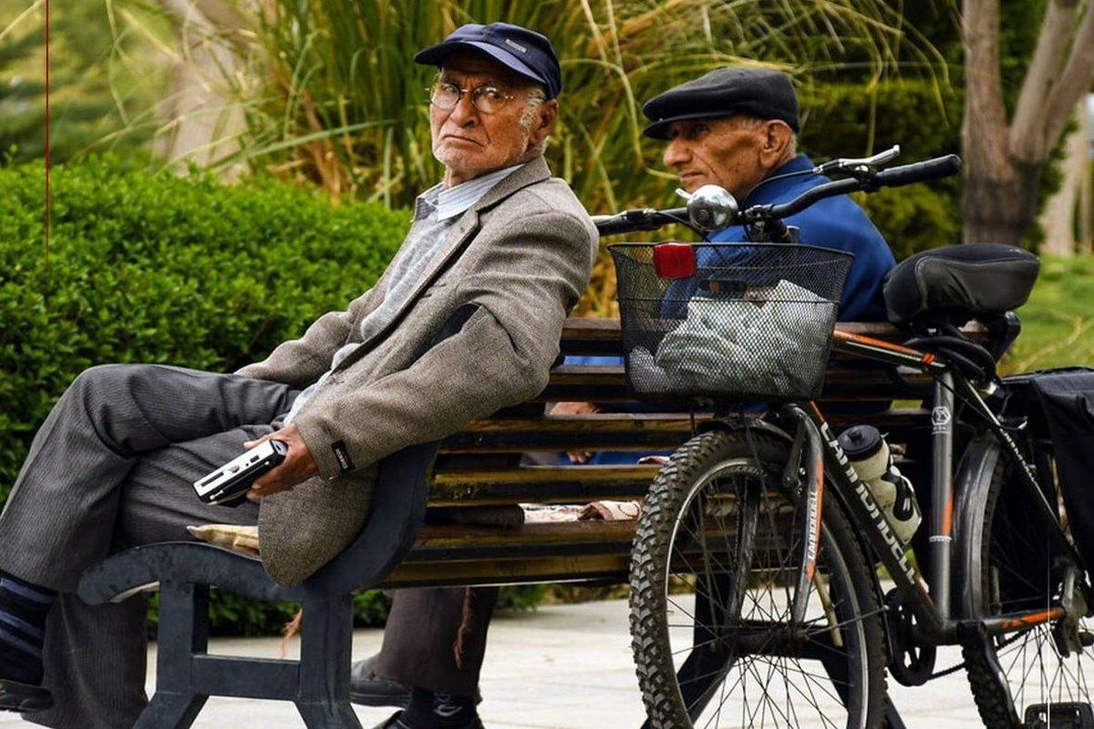 برنامه افزایش ۷۰ درصدی حقوق بازنشستگان | اجرای دوباره همسان‌ سازی از آذر؟