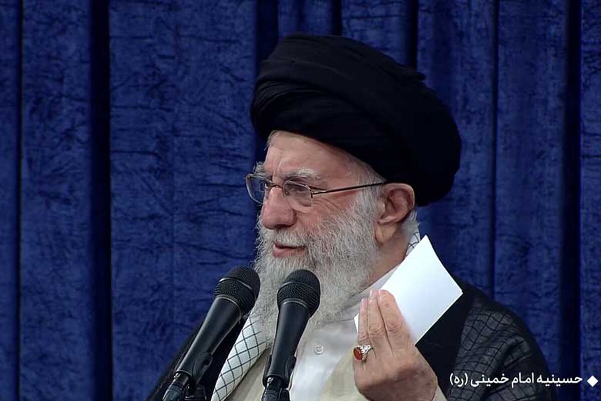 رهبر انقلاب: رای ملت ایران به شخصیت فرزانه، صادق، مردمی و دانشمند را تنفیذ می‌کنم