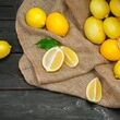 شب‌ها یک لیمو را نصف کنید و در اتاق خواب قرار دهید و از معجزه‌اش شگفت زده شوید! 