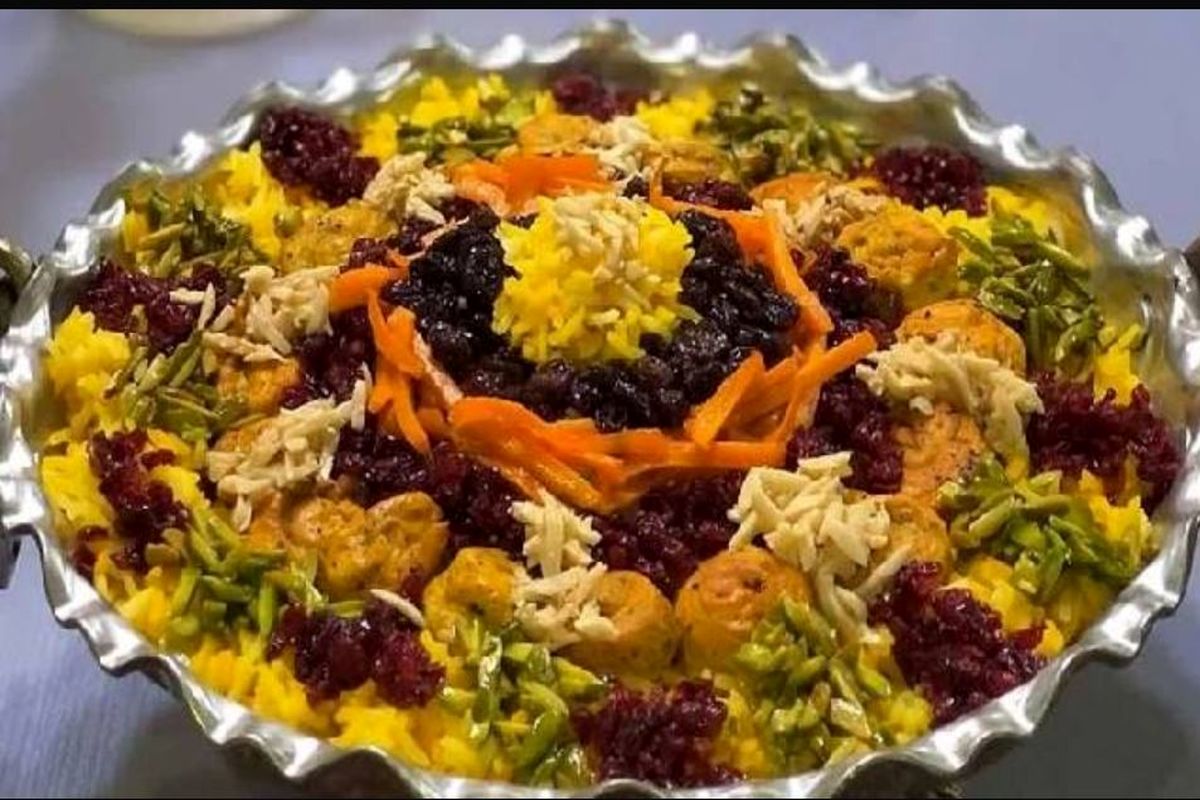 طرز تهیه پسته پلو کرمانی | راز خوشمزه شدن پلوی مجلسی