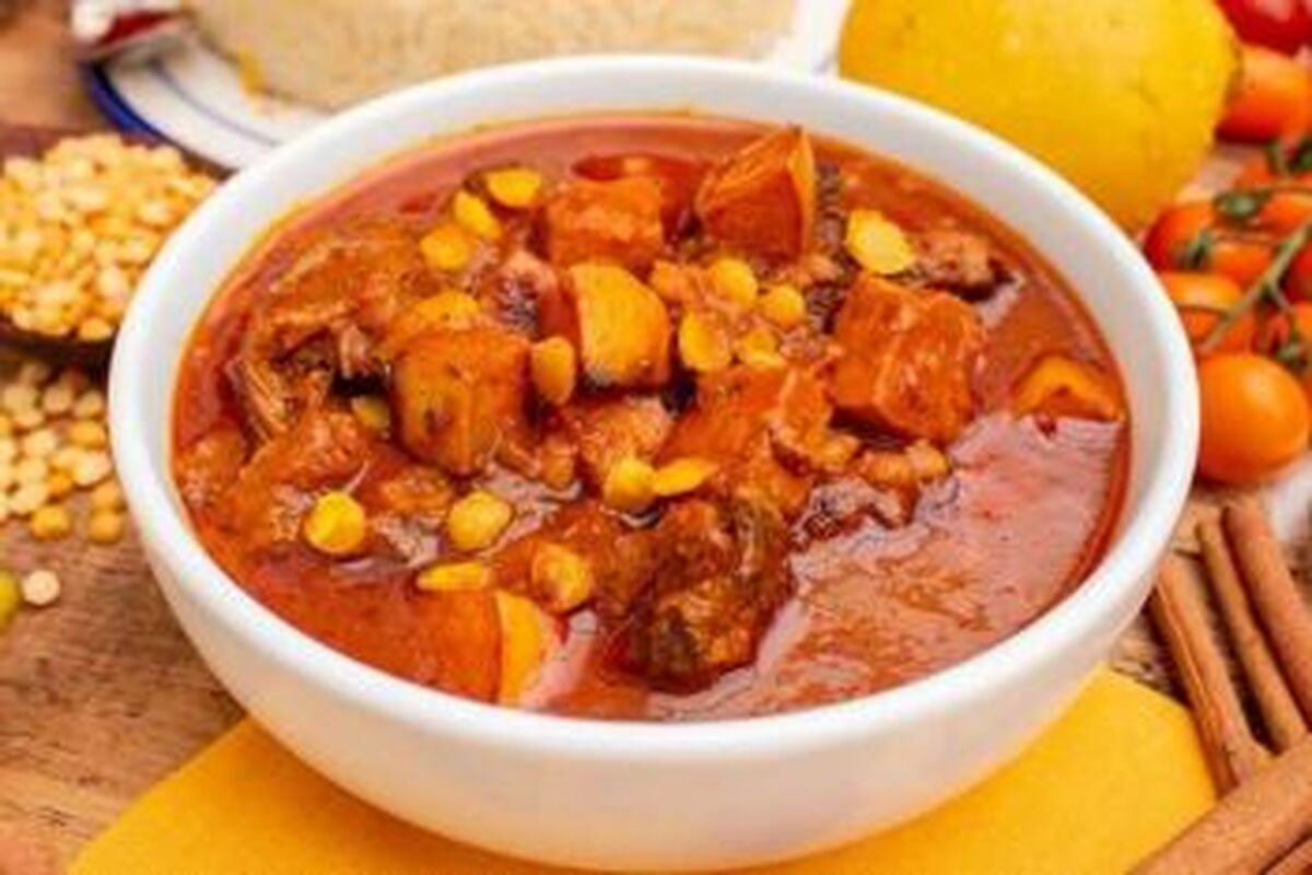 طرز تهیه خورش به آلو کرمانی مجلسی؛ خورشی ملس و خوش عطر برای مهمانی ها