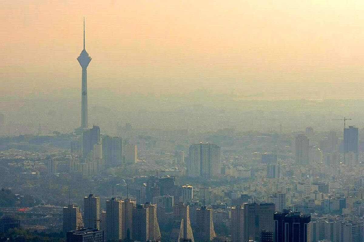 هوای تهران در مرز آلودگی است | شاخص ذرات معلق چند شد؟