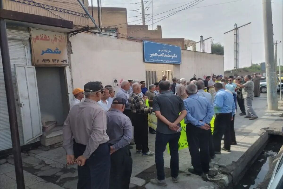 بازنشستگان خواستار افزایش مستمری‌ها بر اساس هزینه‌های واقعی زندگی شدند